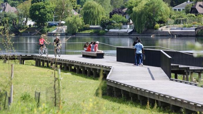 36. « Prix spécial du jury , département des Yvelines (78), comaîtrise d’ouvrage avec la communauté urbaine Grand Paris Seine &Oise, parc du Peuple de l’herbe à Carrières-sous-Poissy. ©N. Duprey